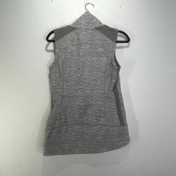 Athleta Stronger Vest‎ Womens Medium Gray Spacedye Stretch Workout Gym Training - Picture 2 of 13